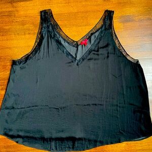 Jennifer Lopez Black V Neck/Back Lace Trim Swing Tank Size 2X